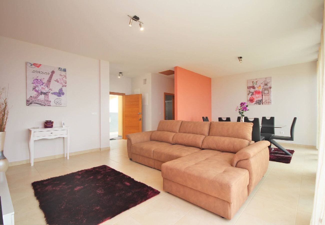 Casa em Arco da Calheta - Farious Villa A