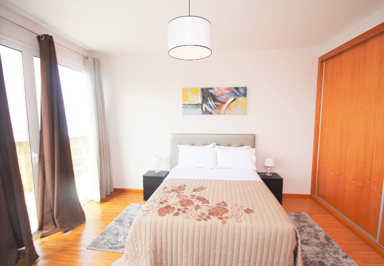 Casa em Arco da Calheta - Farious Villa A