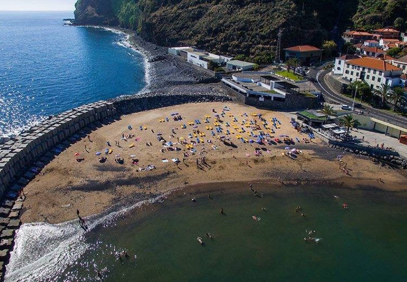 Casa em Arco da Calheta - Farious Villa A