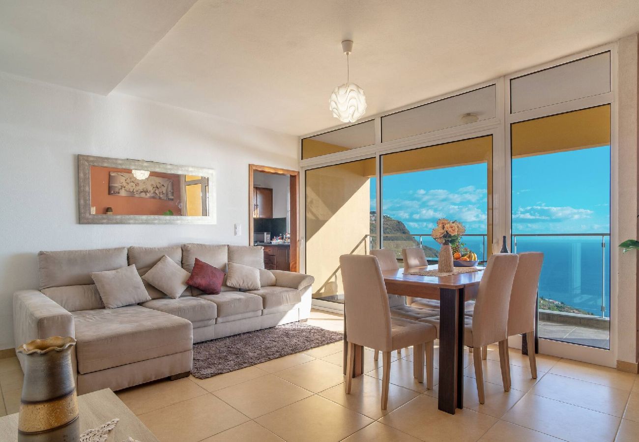 Villa em Arco da Calheta - Villa Casanova