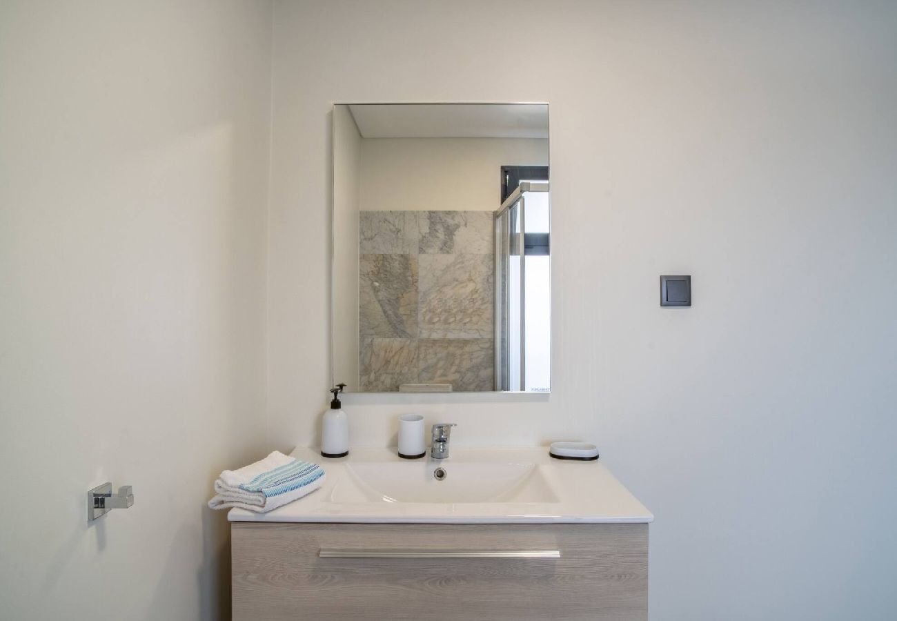 Villa em Santa Cruz - Madeirense Villa in Santa Cruz · Madeirense Villa
