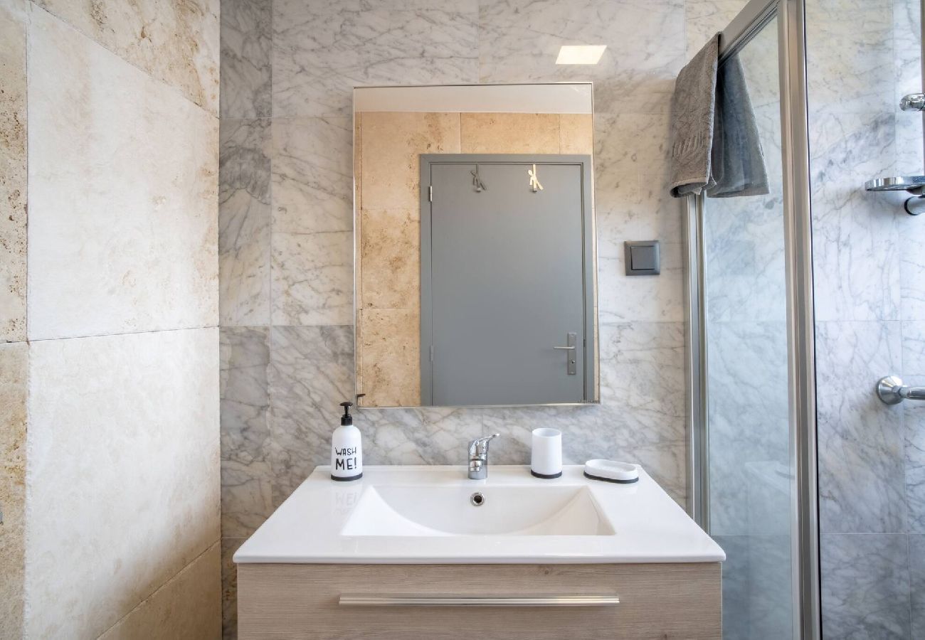 Villa em Santa Cruz - Madeirense Villa in Santa Cruz · Madeirense Villa