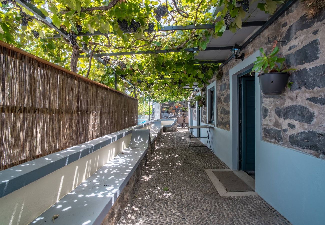 Villa em Santa Cruz - Madeirense Villa in Santa Cruz · Madeirense Villa