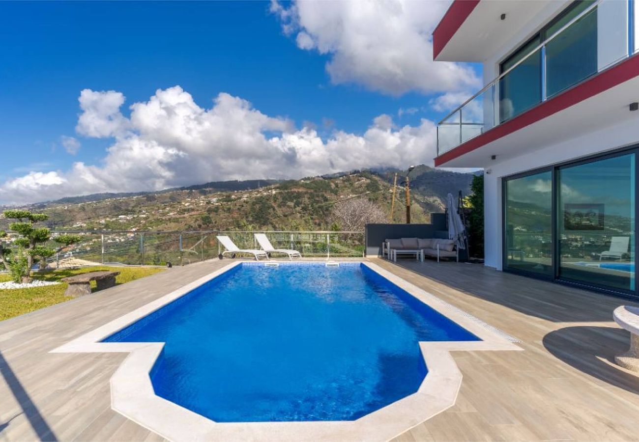 Villa em Ribeira Brava - Celeste Villa