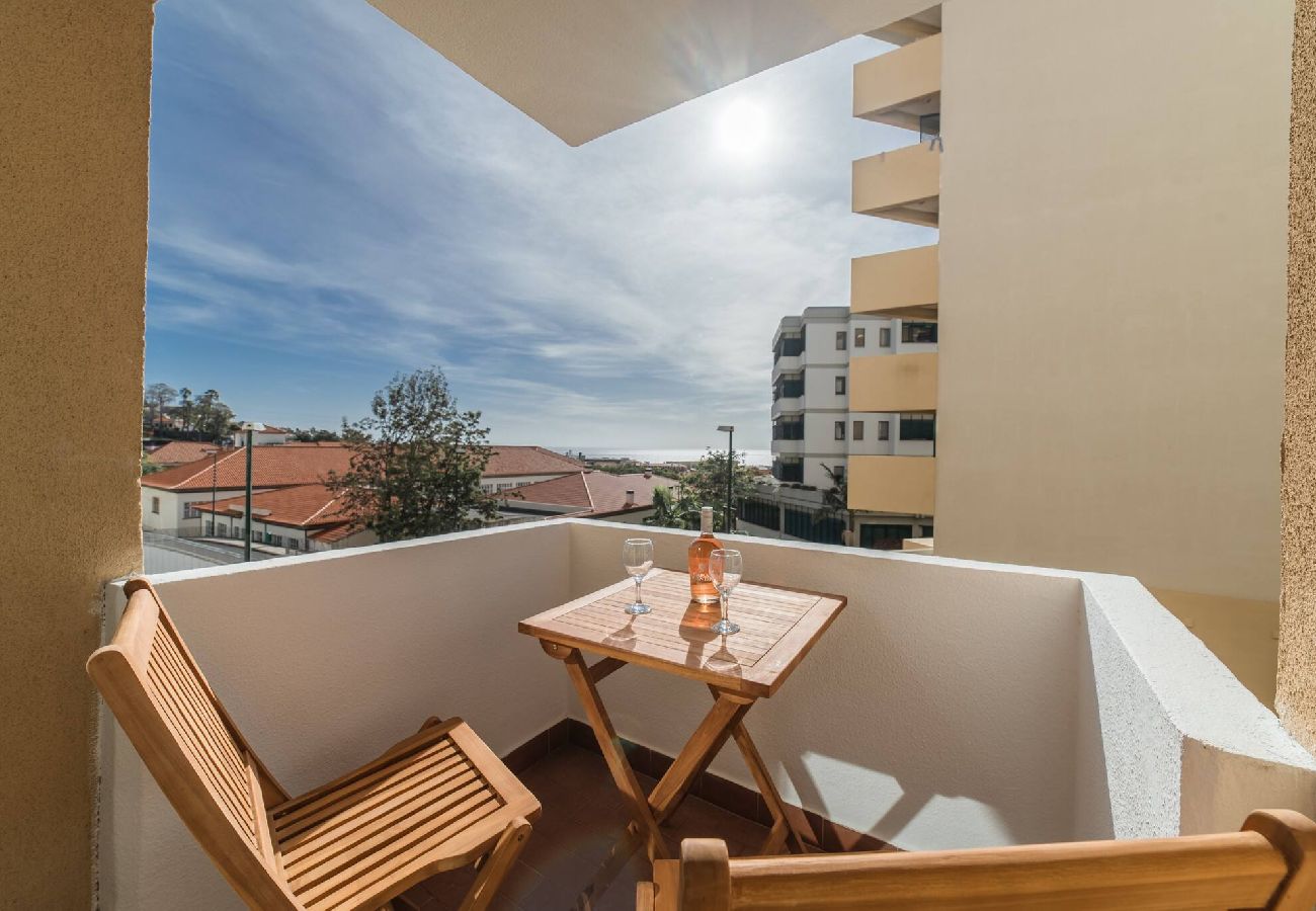 Apartamento em Funchal - Grey  View Apartment