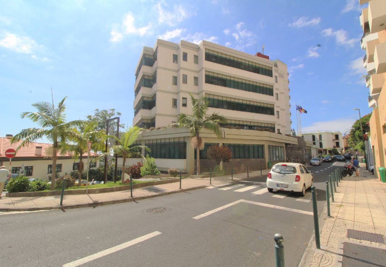 Apartamento em Funchal - Grey  View Apartment