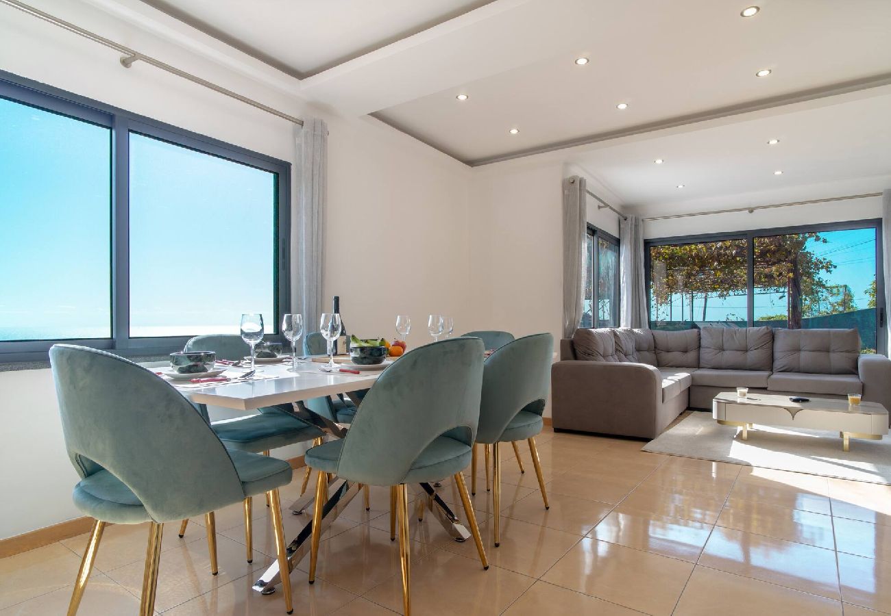 Villa em Câmara de Lobos - Vila Camara  de Lobos Lux Villa
