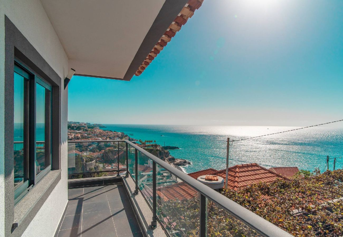 Villa em Câmara de Lobos - Vila Camara  de Lobos Lux Villa