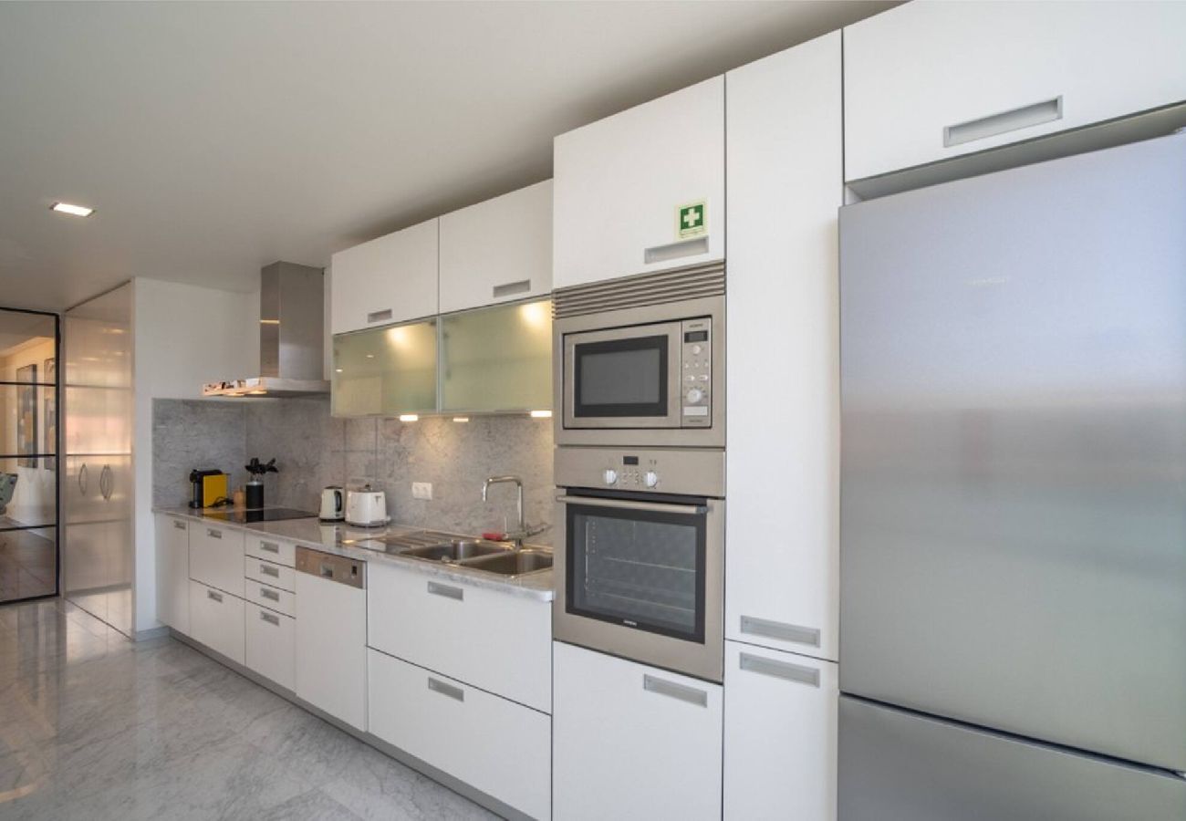 Apartamento em Funchal - Freemont Apartment L a Vie  Funchal