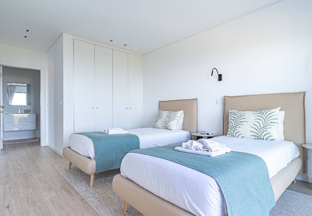 Villa em Arco da Calheta - Villa Bali II