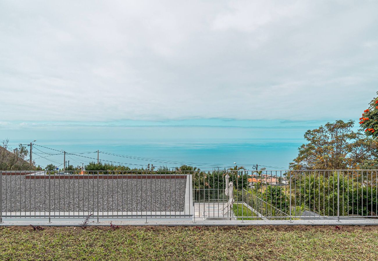 Villa em Arco da Calheta - Villa Bali I