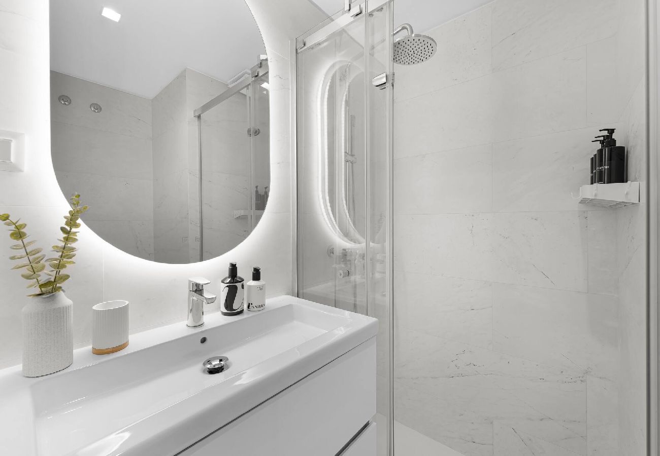 Apartamento em Funchal - Aqua  Luxe Apartment