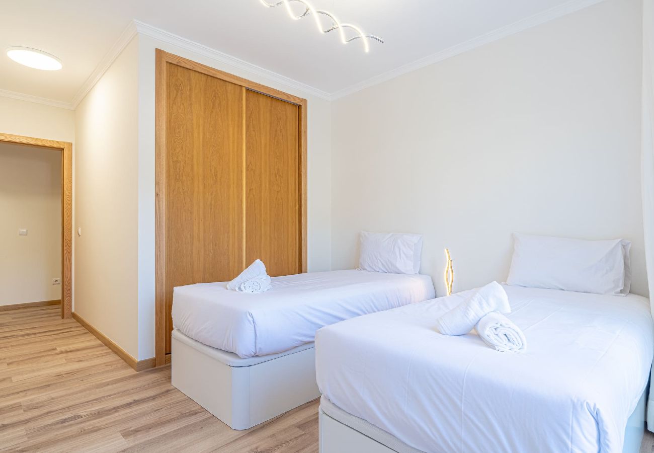 Apartamento em Caniço - Sunflower Apartment