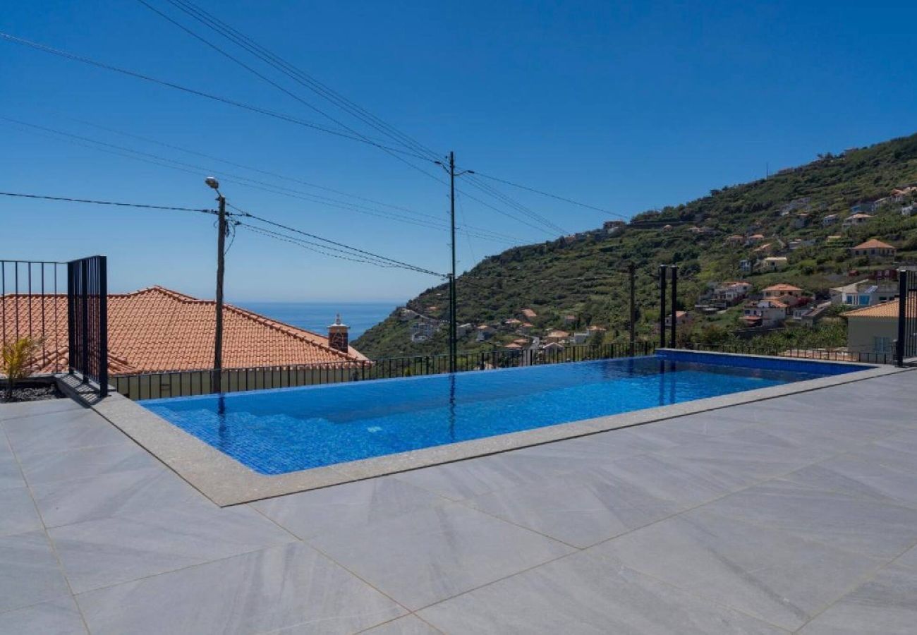 Villa em Arco da Calheta - villa Elite