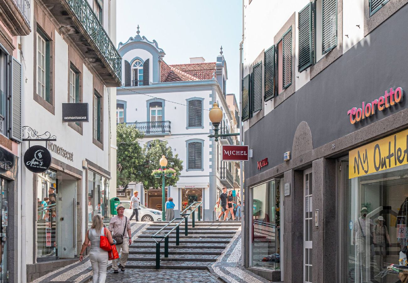 Apartamento em Funchal - Tanoeiros Apartments I