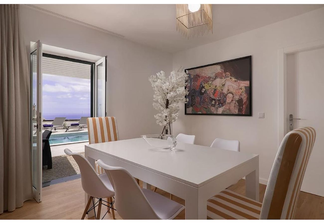 Villa em Calheta - Serenity Villa