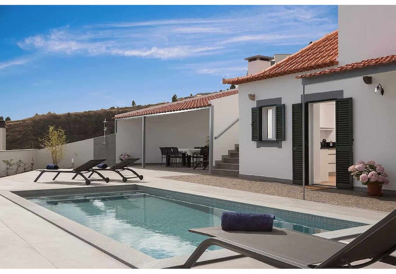 Villa em Calheta - Serenity Villa