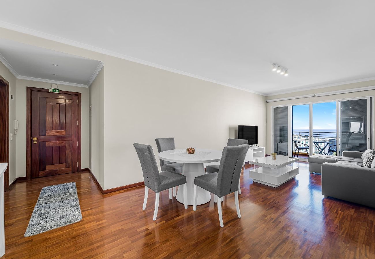 Apartamento em Funchal - Tulipa Apartment Prime Location