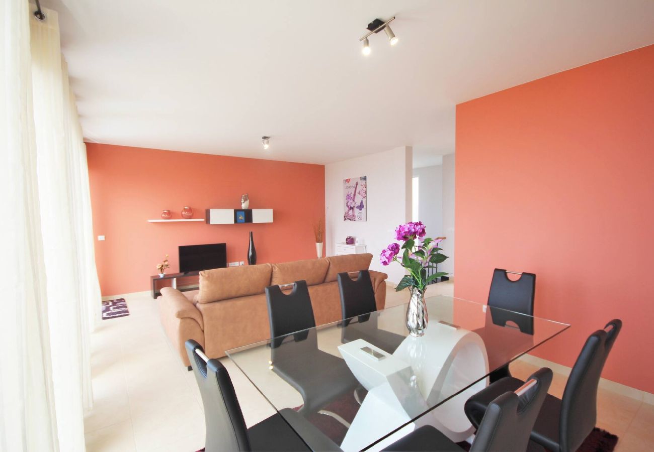 House in Arco da Calheta - Farious Villa A