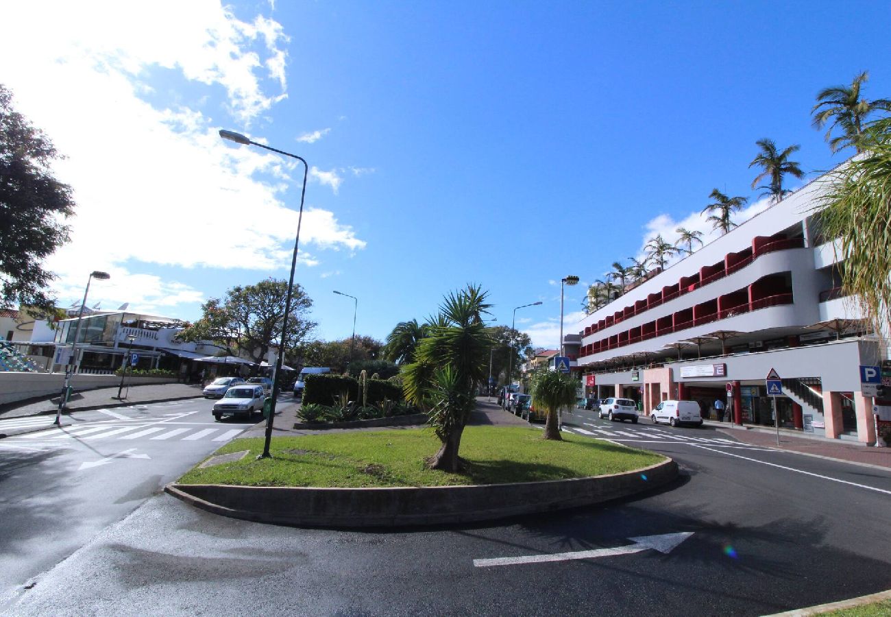 Apartment in Funchal - Yellow Apartment T1