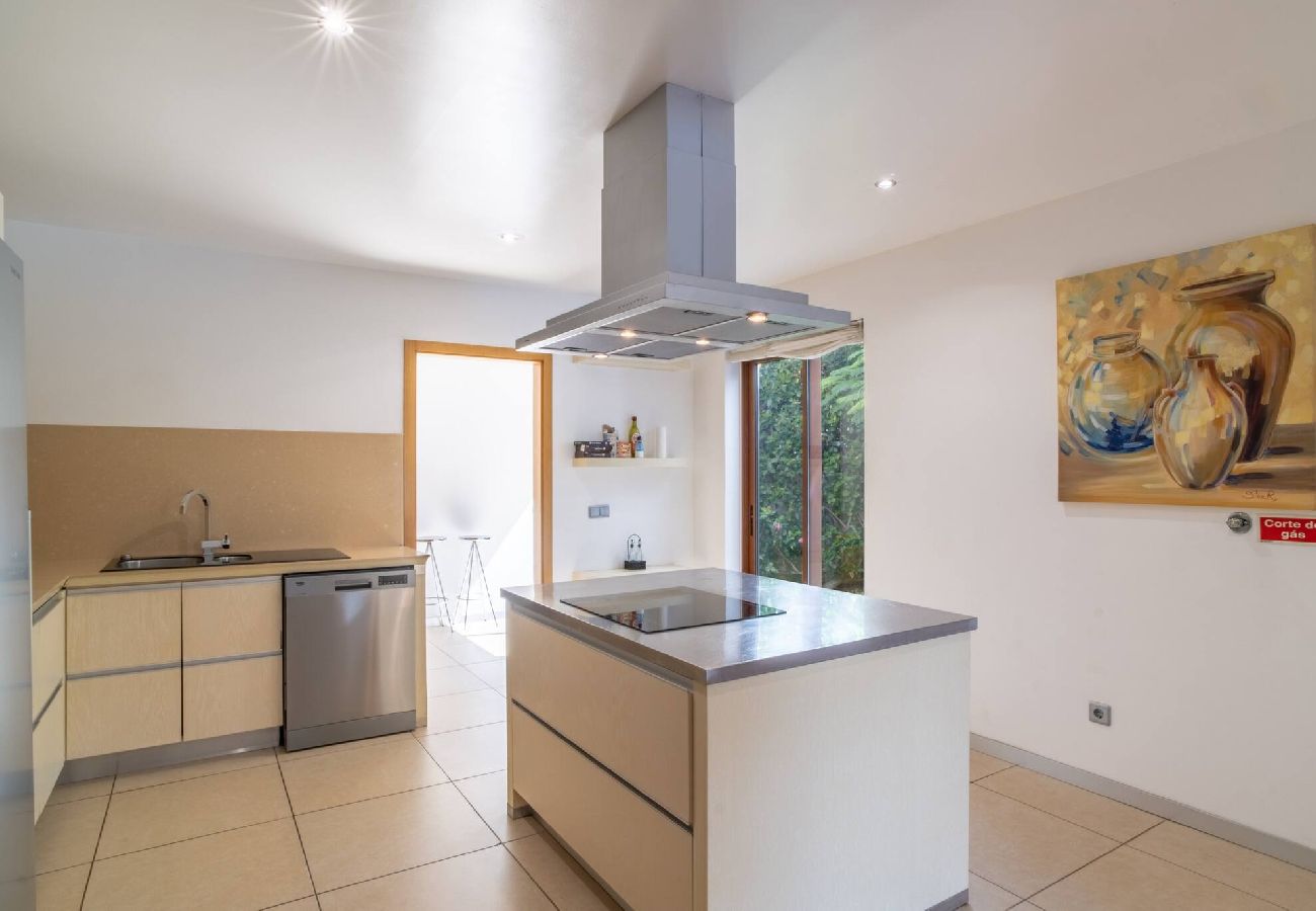 Villa in Funchal - Villa Victoria  20