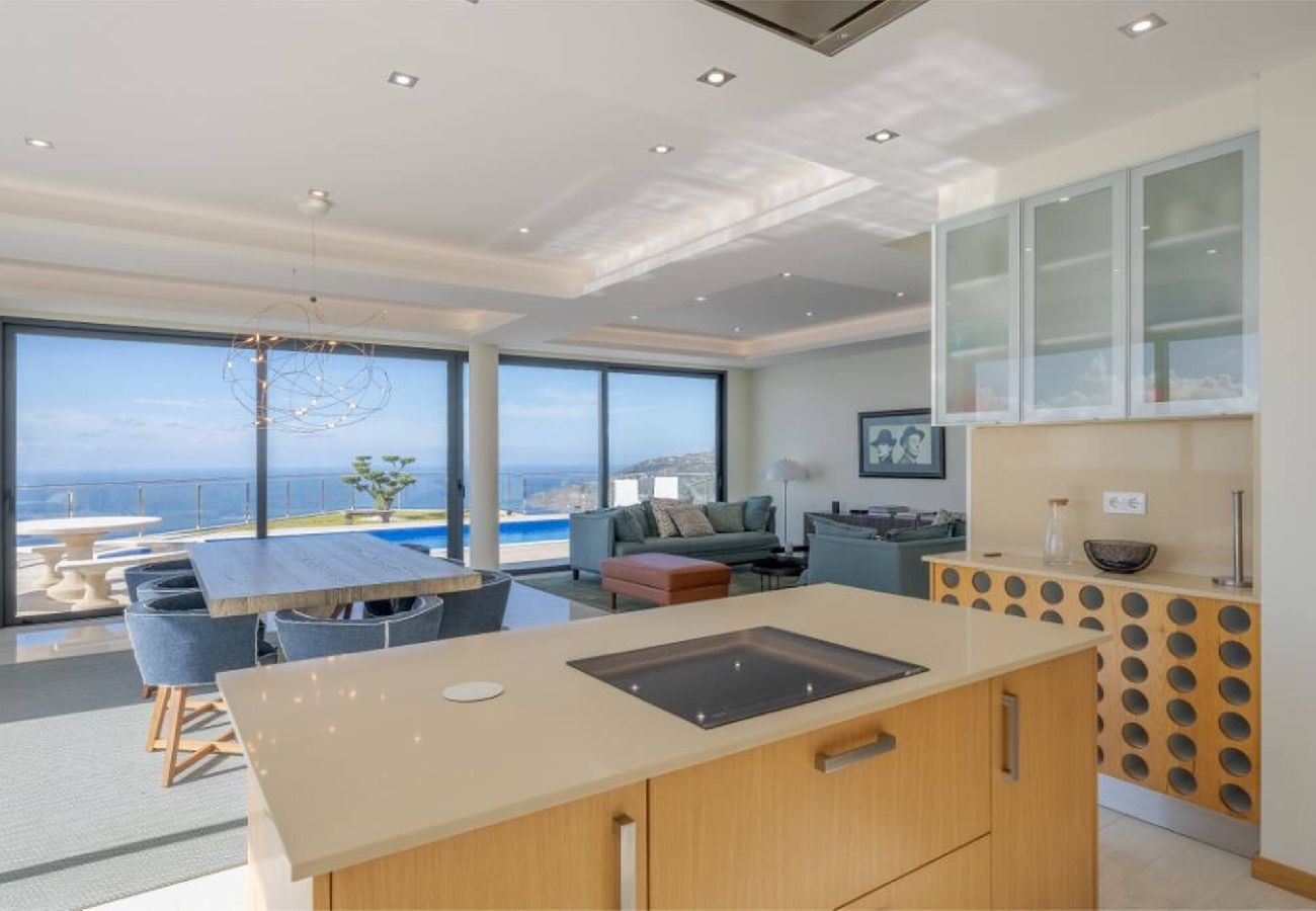 Villa in Ribeira Brava - Celeste Villa