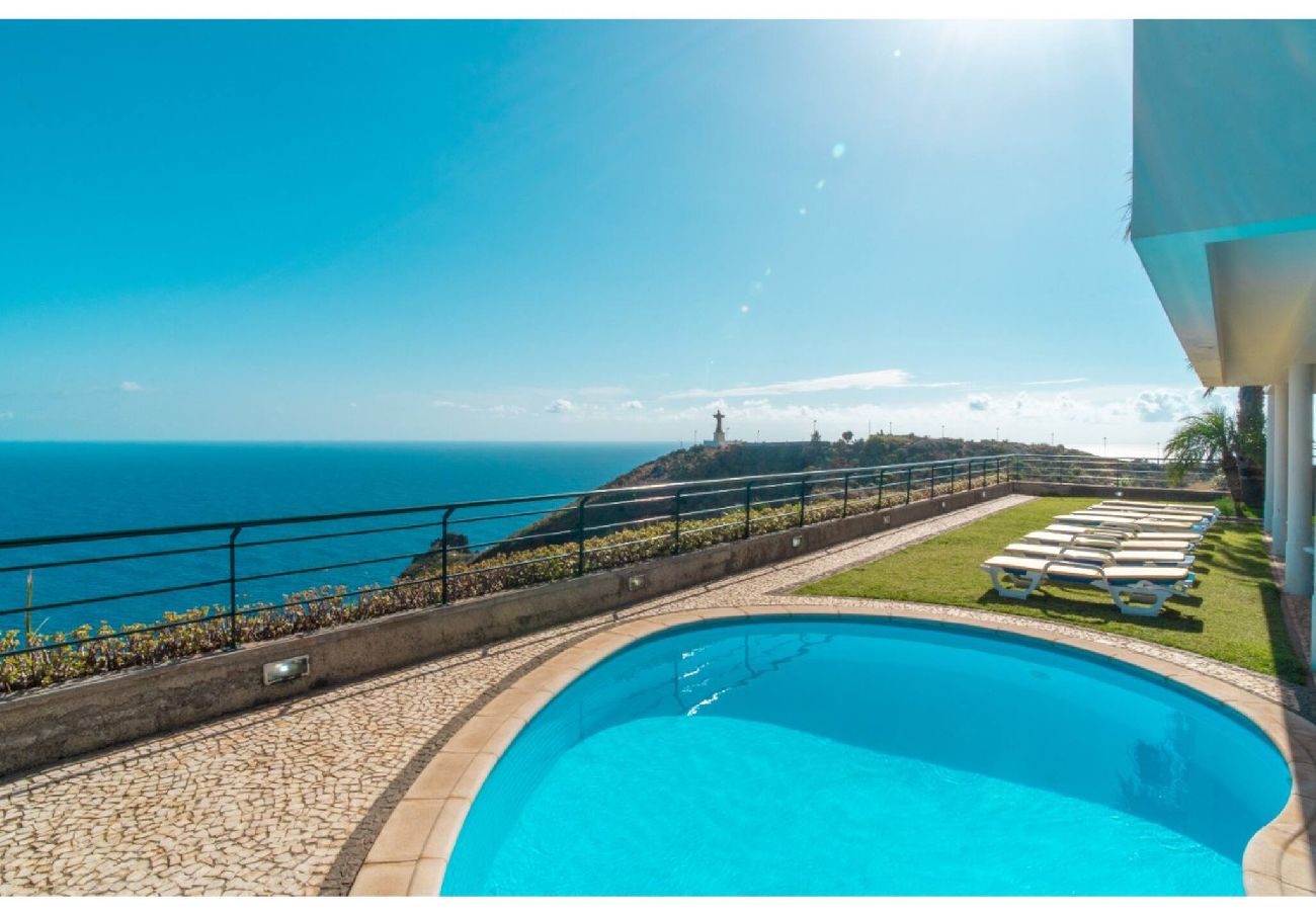 Villa in Caniço - Villa Amelia