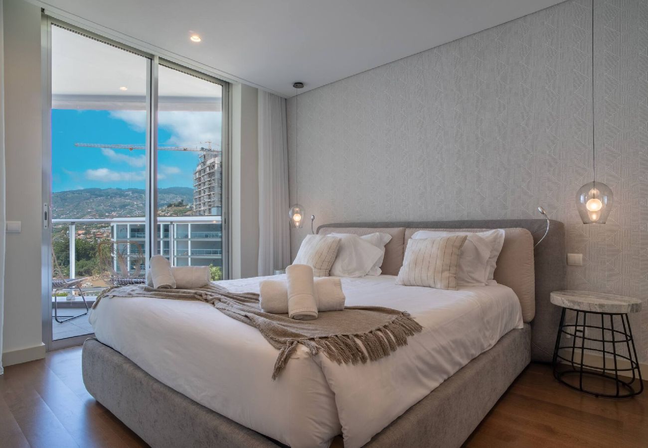 House in Funchal - The Stylish  Apartment Madeira Palace CC
