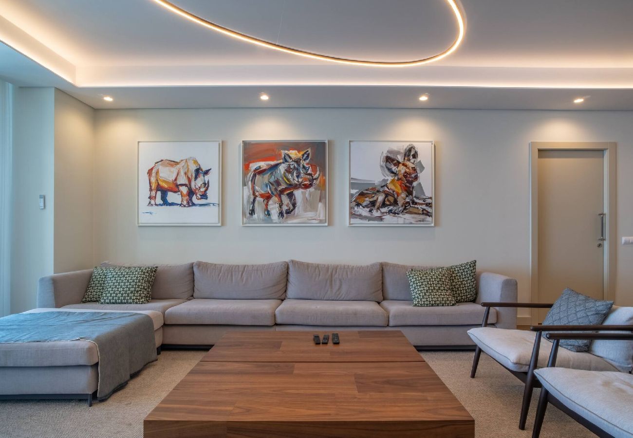 House in Funchal - The Stylish  Apartment Madeira Palace CC