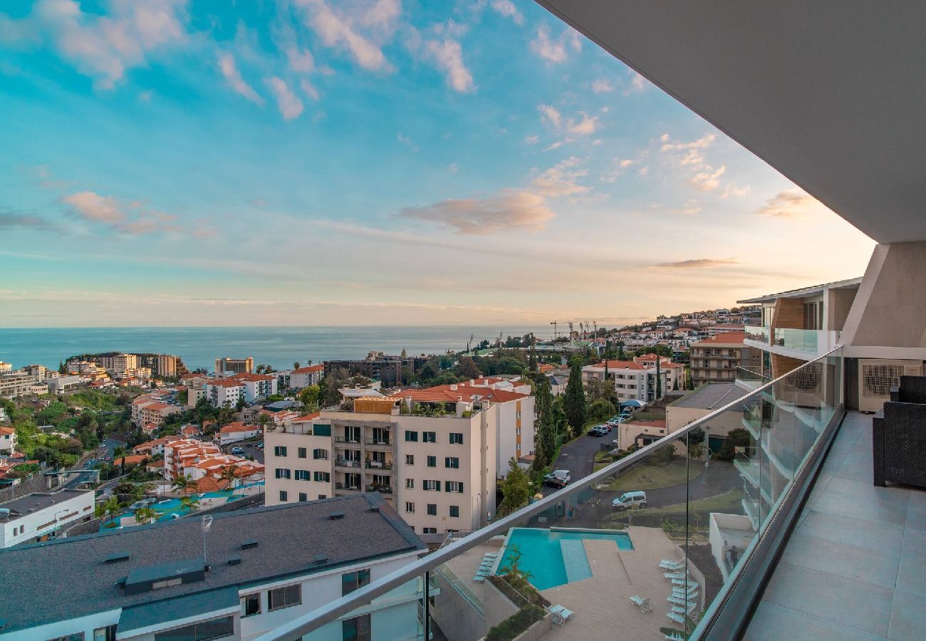 Apartment in Funchal - The Place