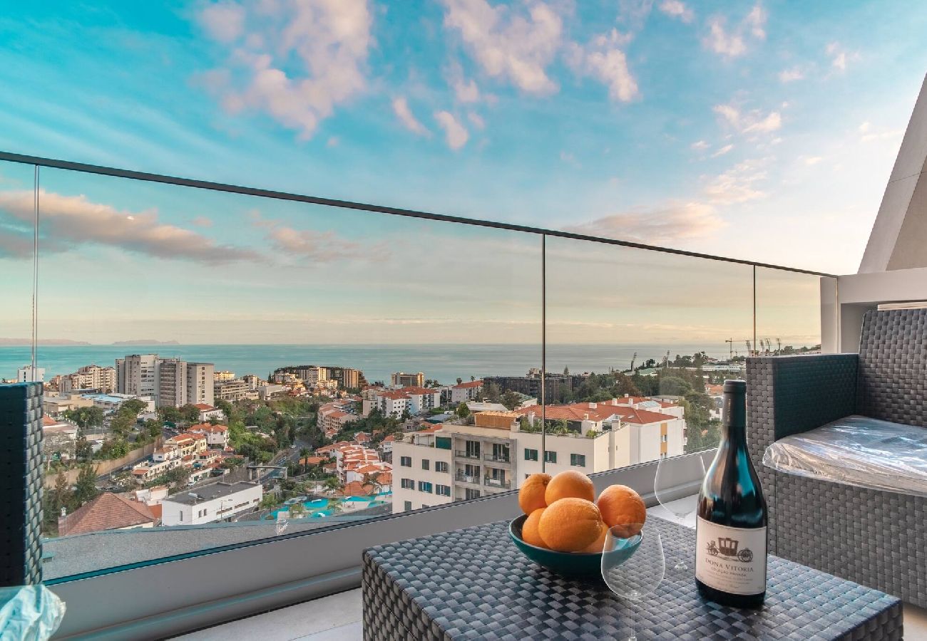 Apartment in Funchal - The Place