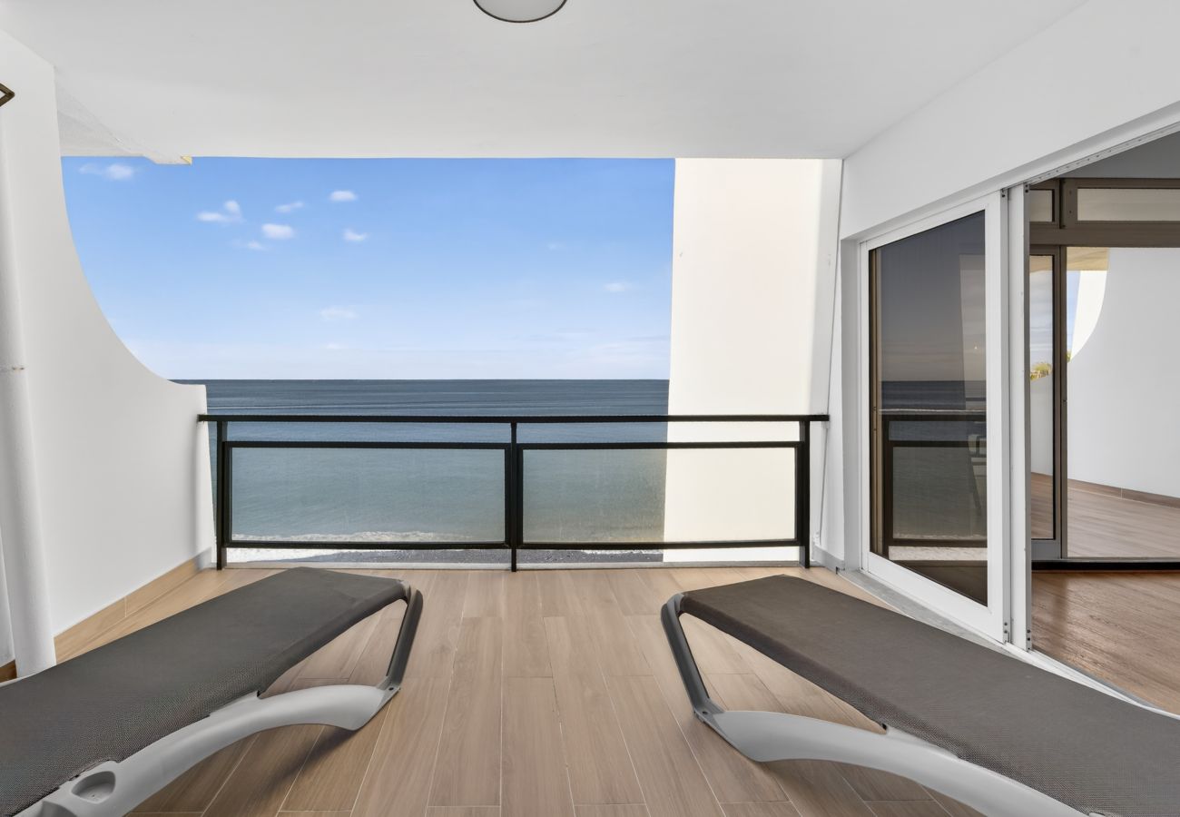 Apartment in Funchal - Sunset Atlantic Gardens Apartment 408