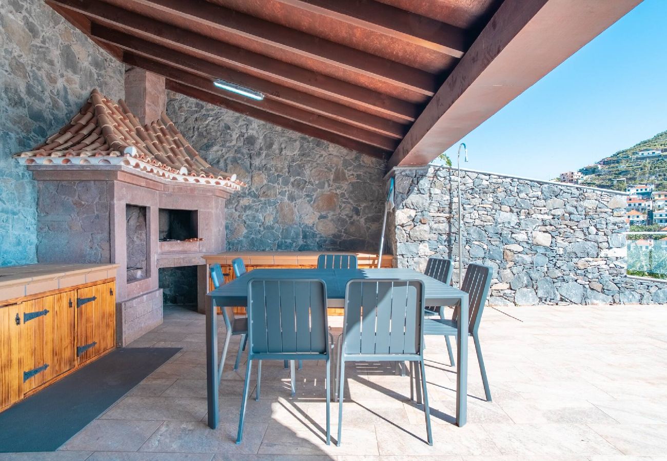 Villa in Câmara de Lobos - Vila Camara  de Lobos Lux Villa