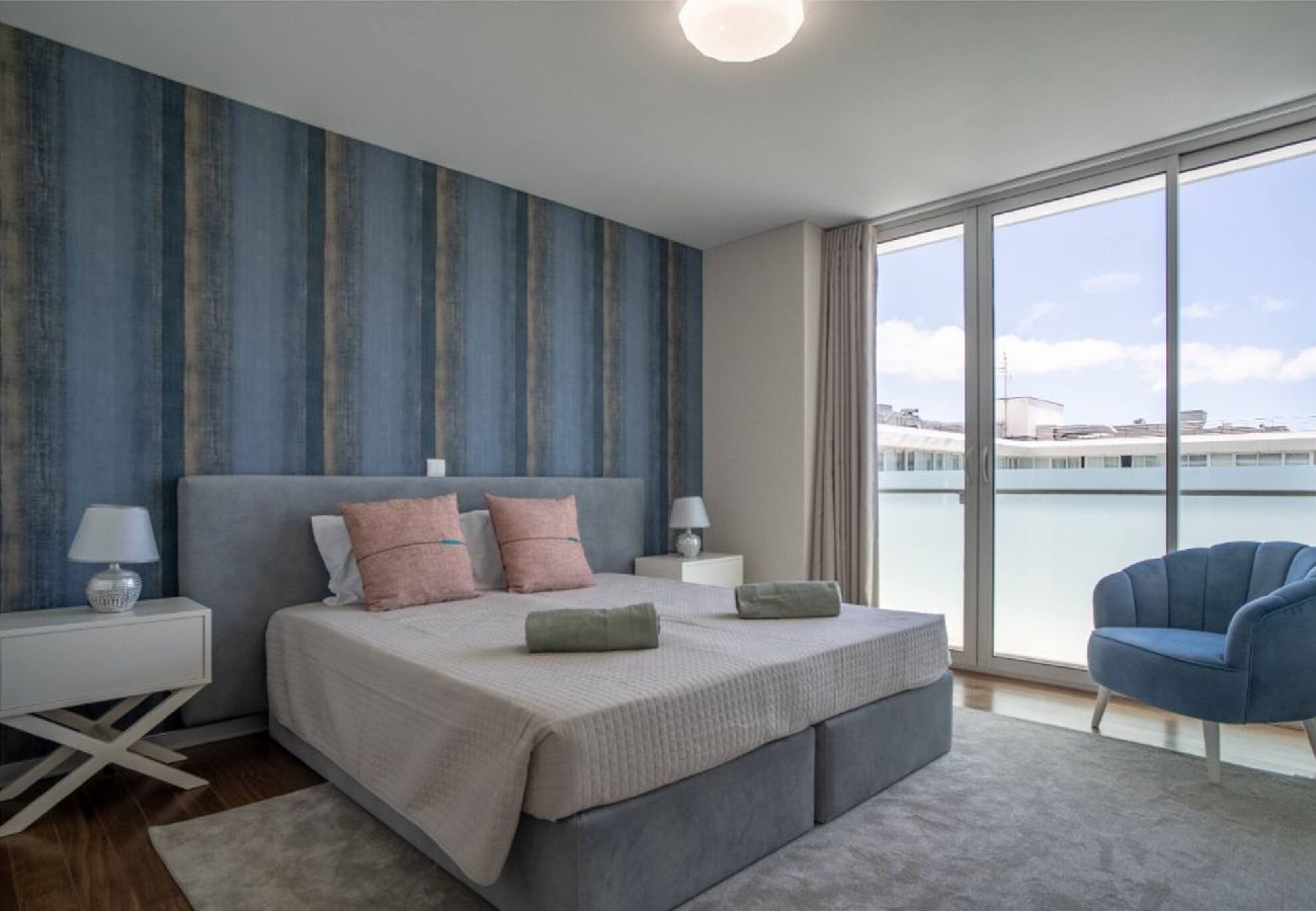 Apartment in Funchal - Freemont Apartment L a Vie  Funchal