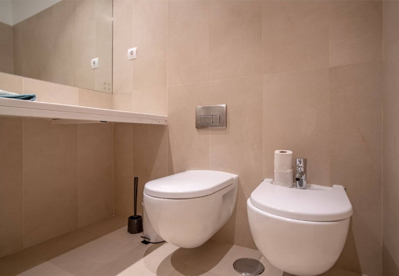 Apartment in Funchal - Freemont Apartment L a Vie  Funchal