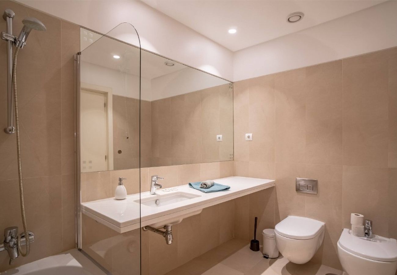 Apartment in Funchal - Freemont Apartment L a Vie  Funchal