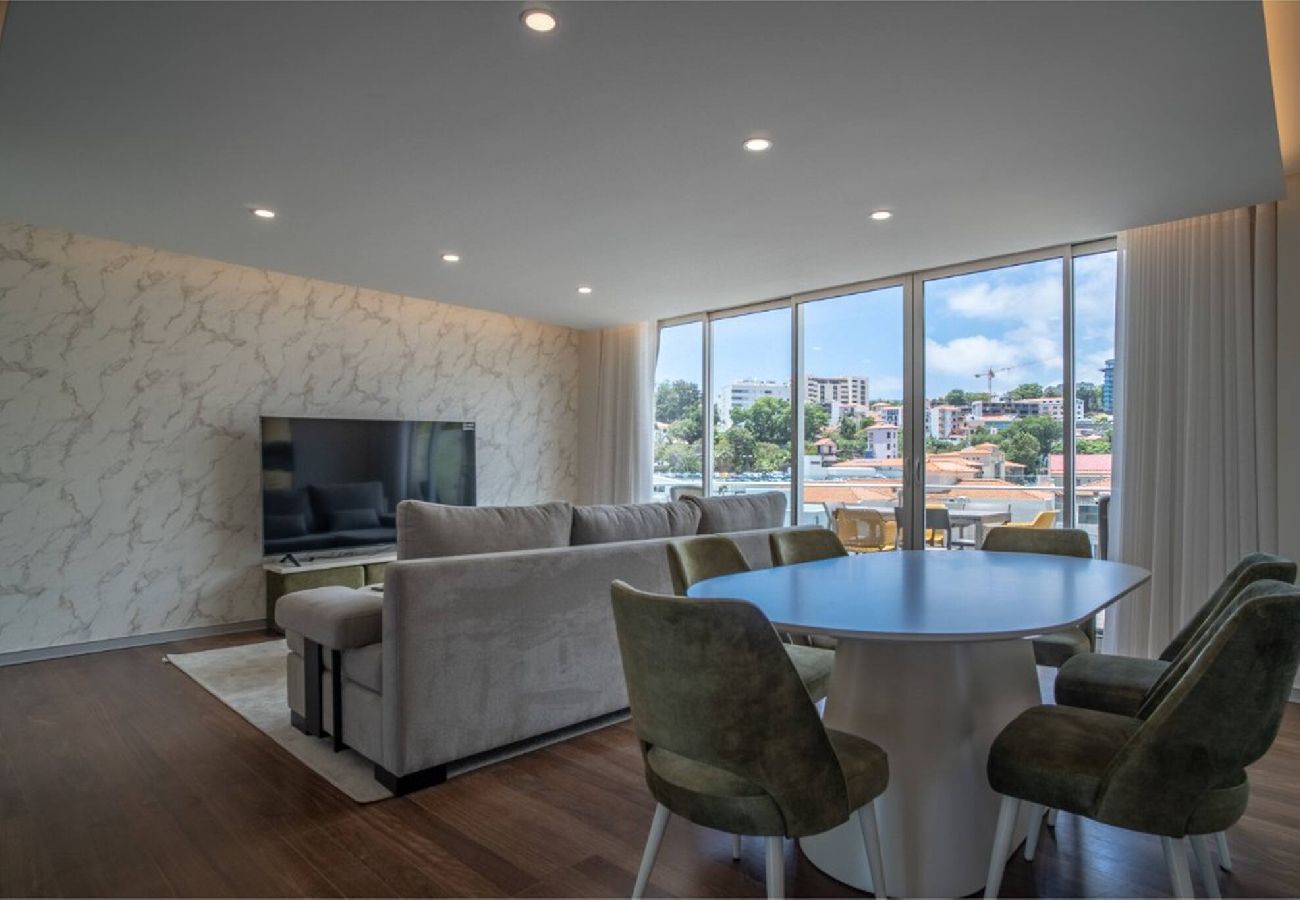 Apartment in Funchal - Freemont Apartment L a Vie  Funchal