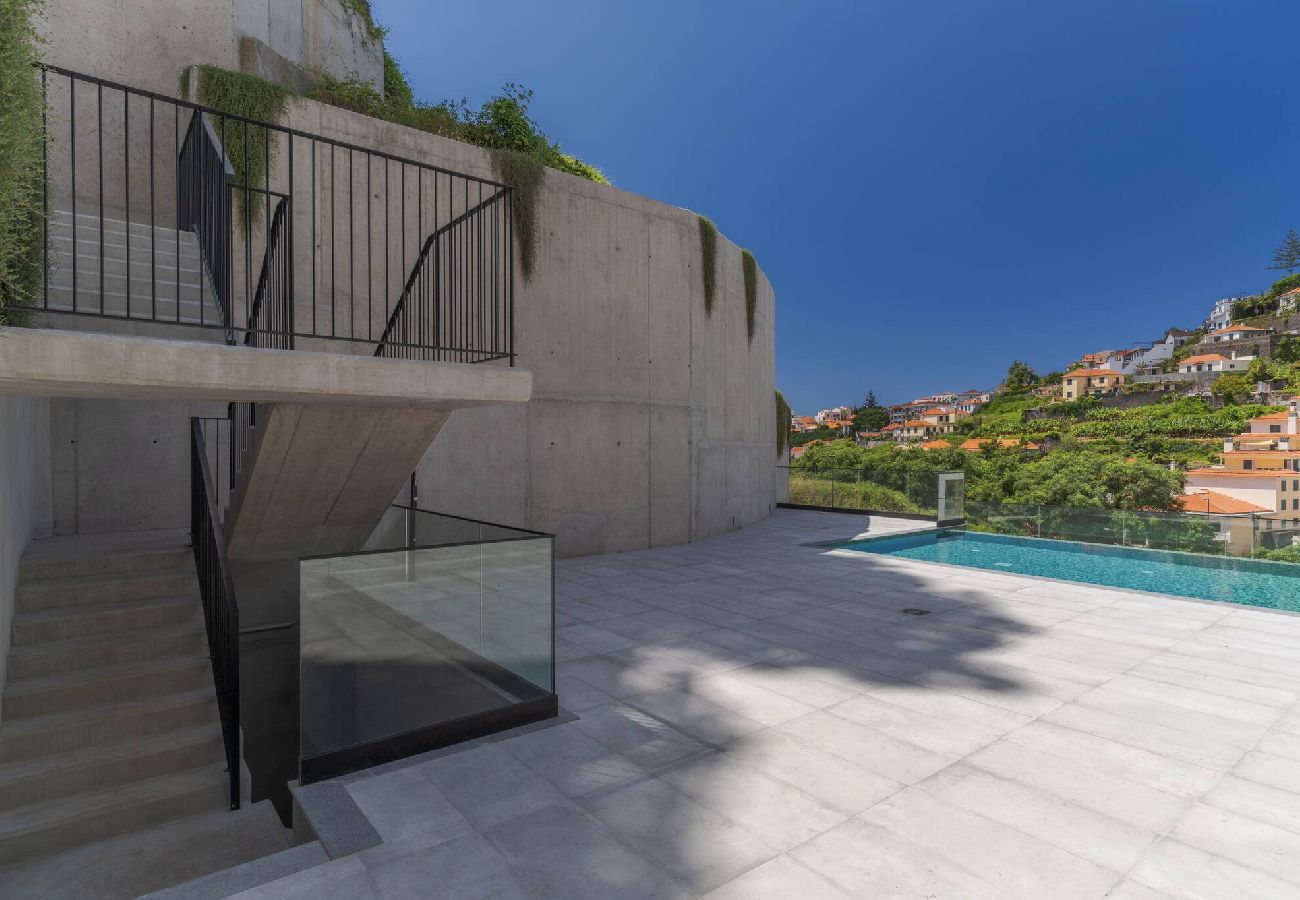 Apartment in Funchal - All you need Apartment C. Center