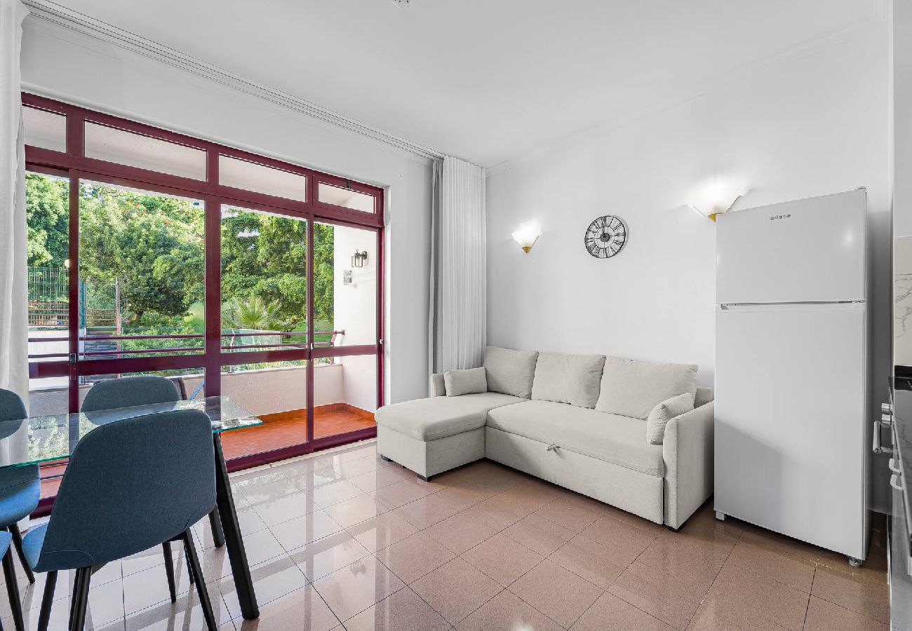Apartment in Funchal - Sofy Residence Apartment