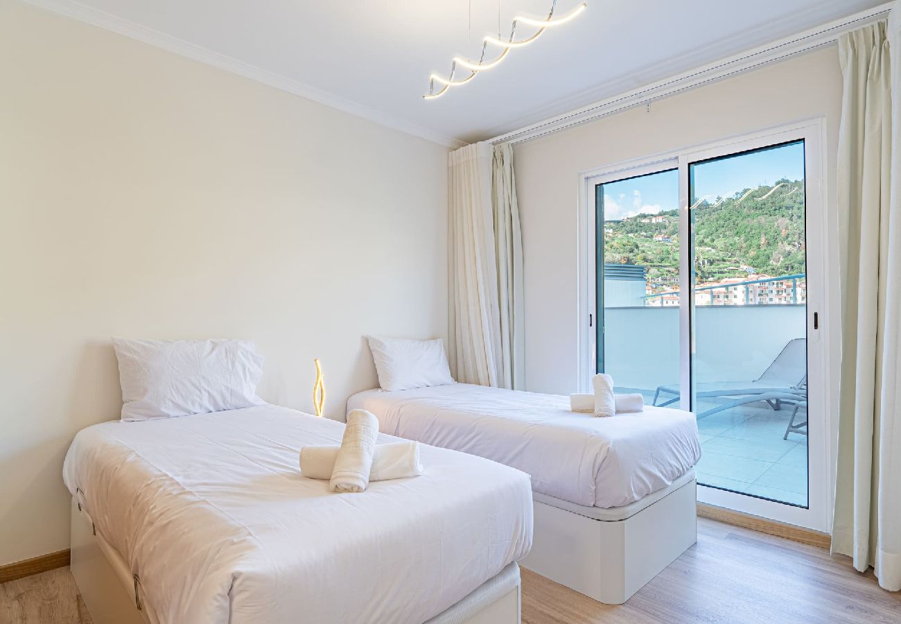 Apartment in Caniço - Sunflower Apartment