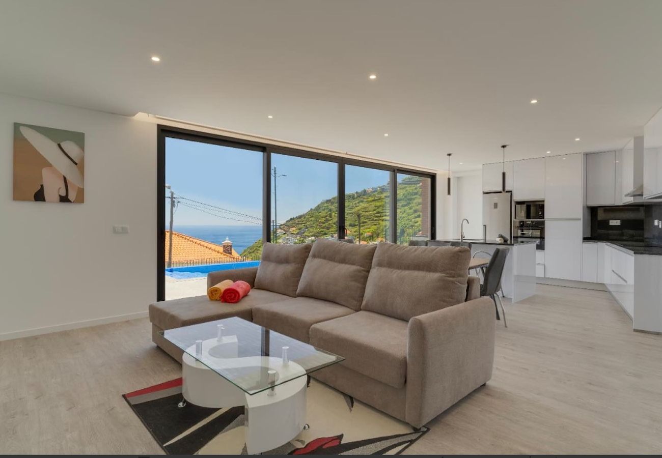Villa in Arco da Calheta - villa Elite