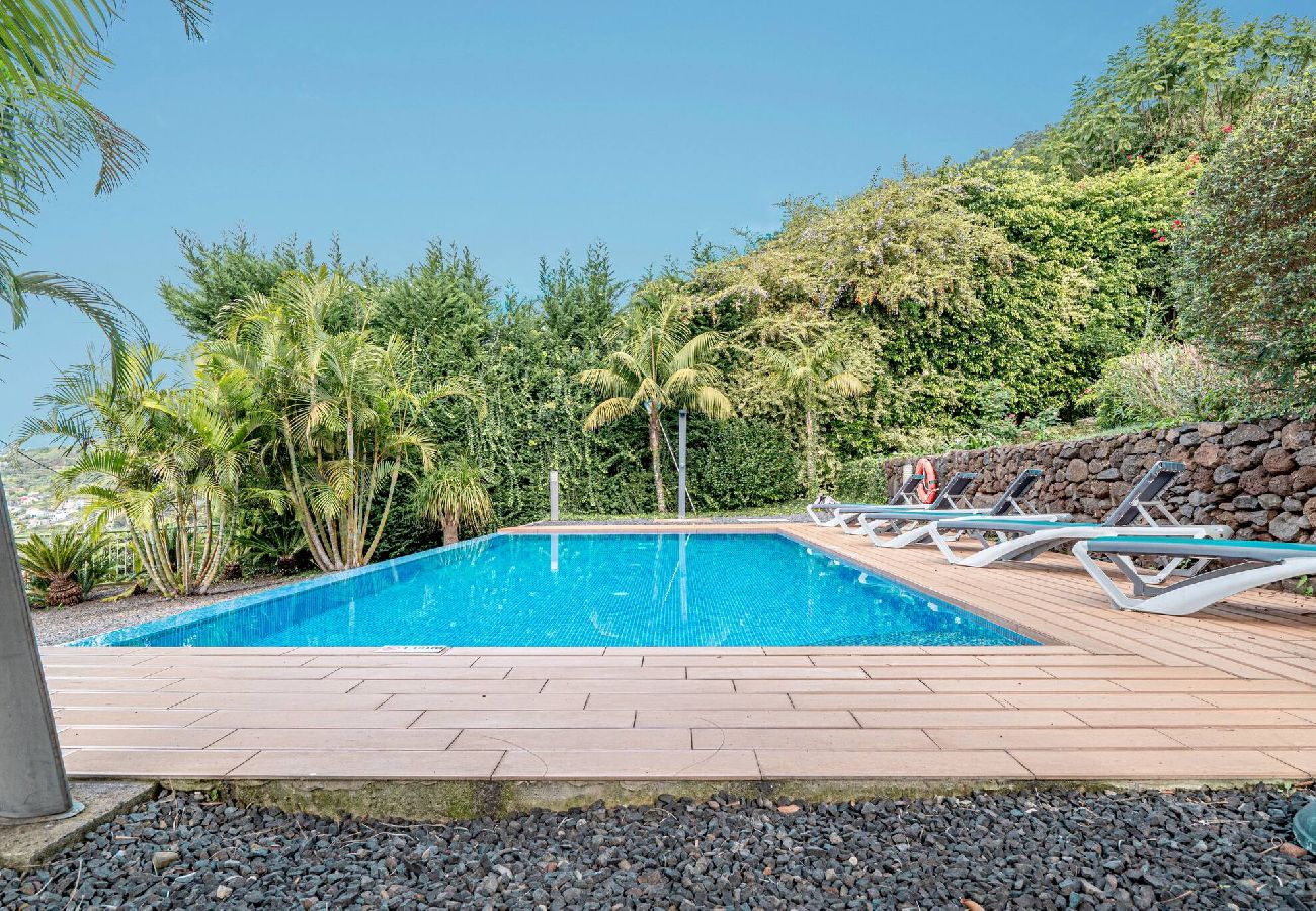 House in Arco da Calheta - Quinta vista Mar B