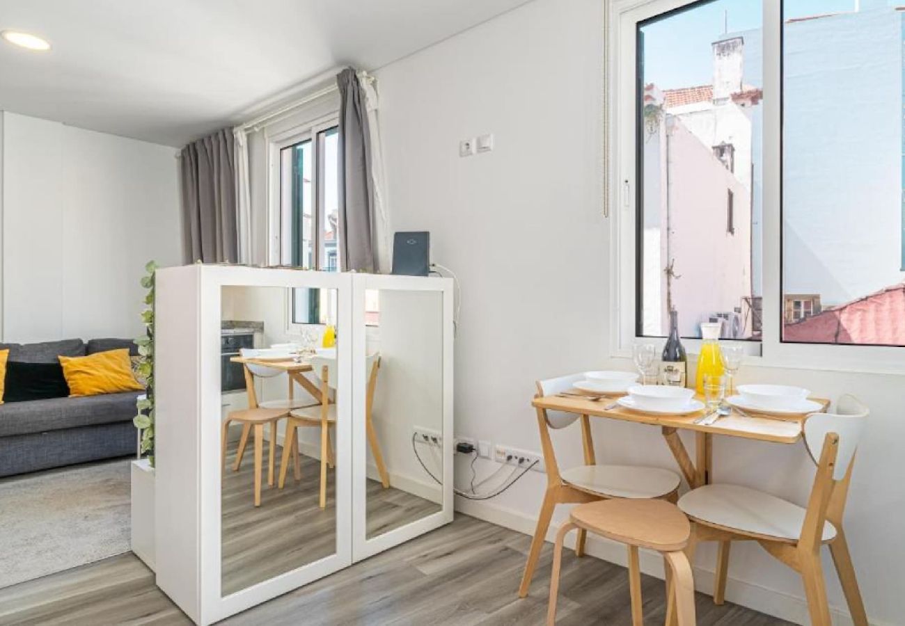Apartment in Funchal - Tanoeiros Apartments I