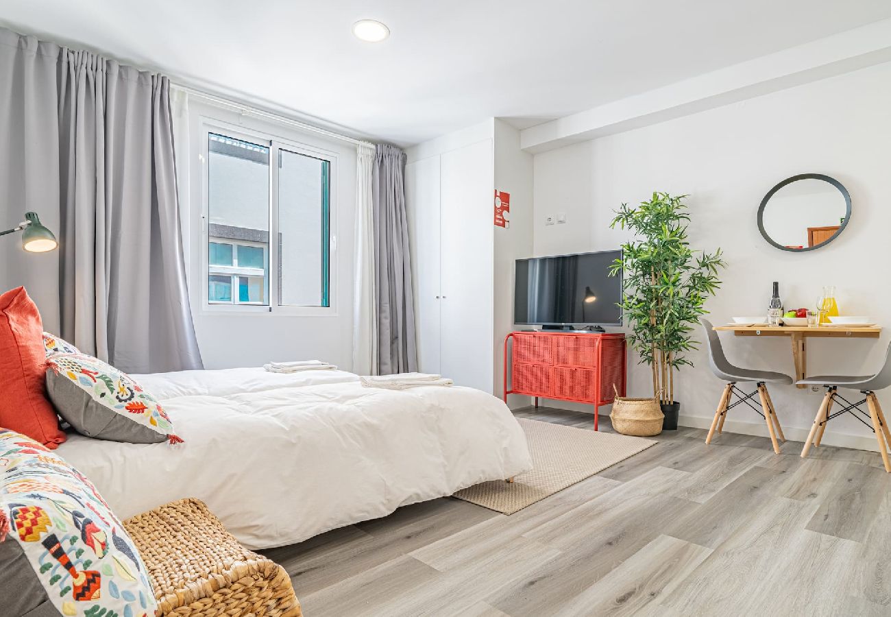 Apartment in Funchal - Tanoeiros Apartment T0
