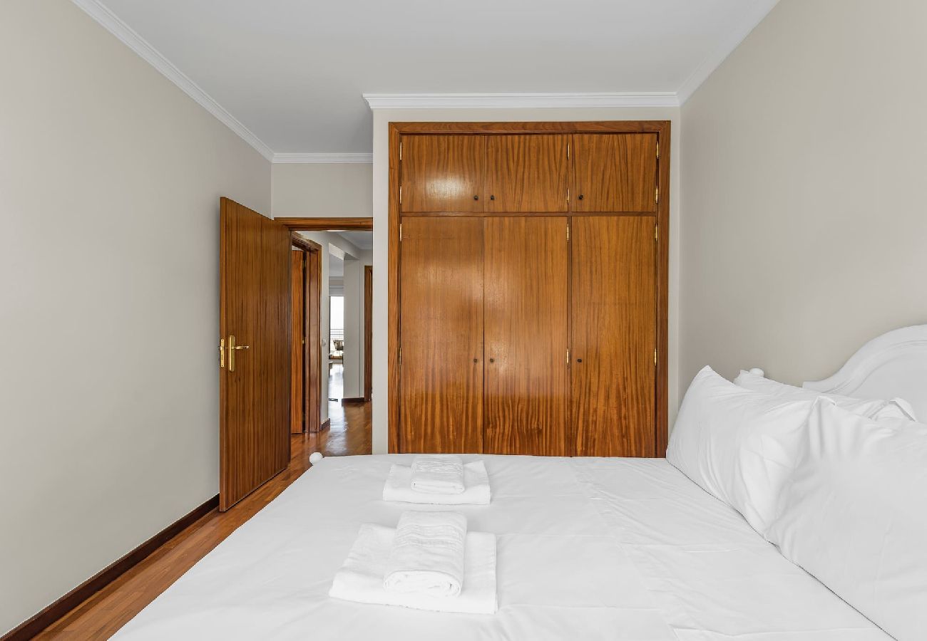 Apartment in Funchal - Tulipa Apartment Prime Location