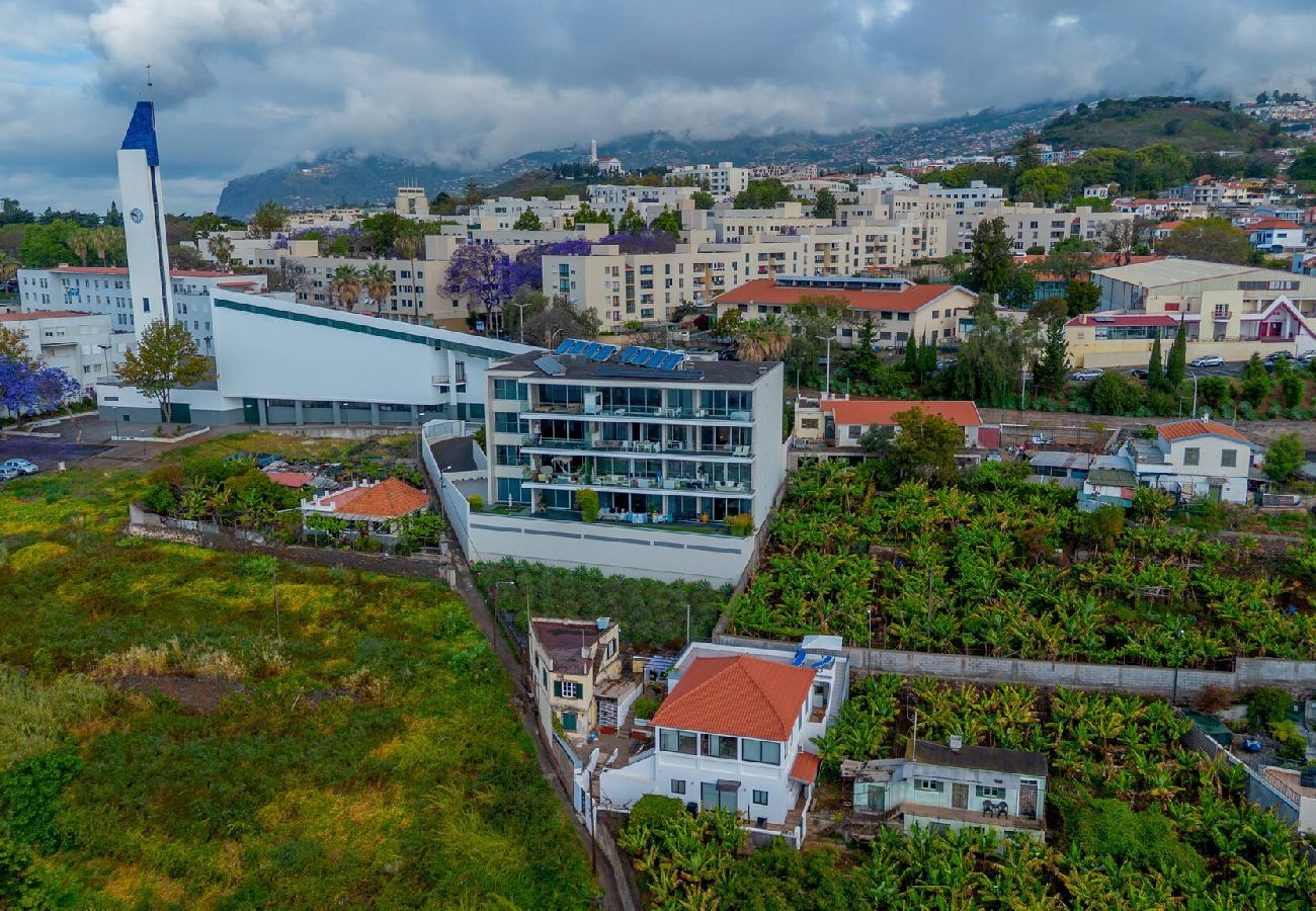 Apartment in Funchal - Panoramic Studio Apartment