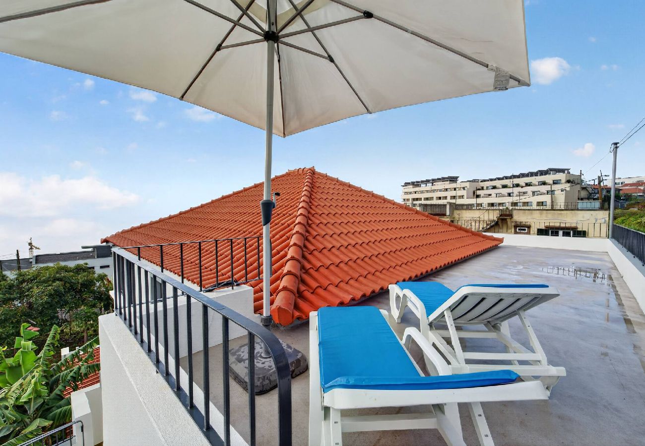Apartment in Funchal - Panoramic Studio Apartment