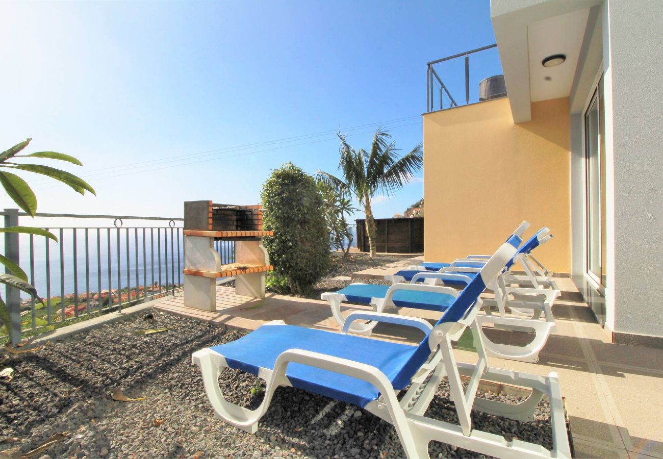 Дом на Arco da Calheta - Farious Villa A