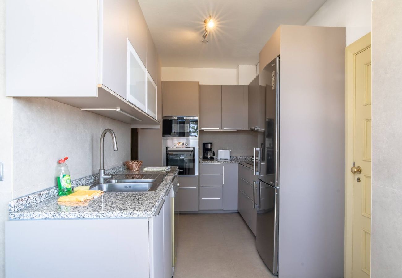 Апартаменты на Funchal - T3 Apartment Elias Garcia
