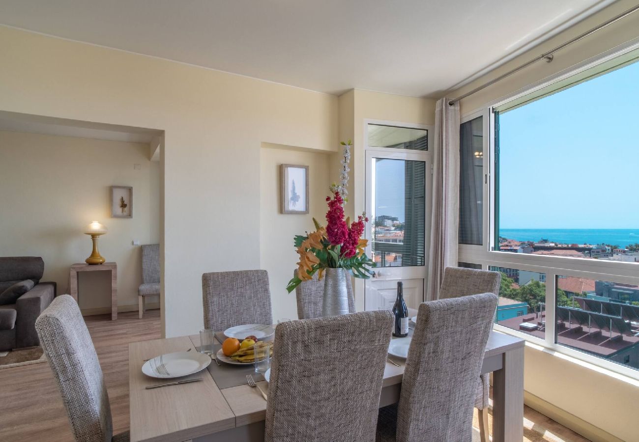 Апартаменты на Funchal - T3 Apartment Elias Garcia